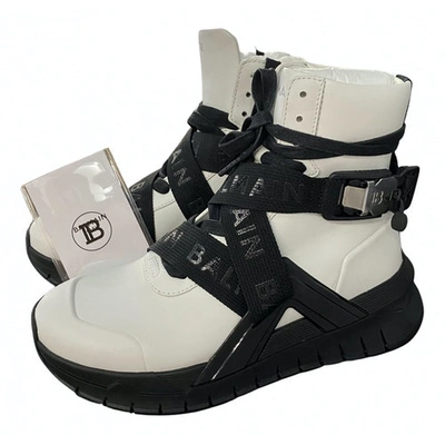 Pre-owned Balmain White Leather Boots