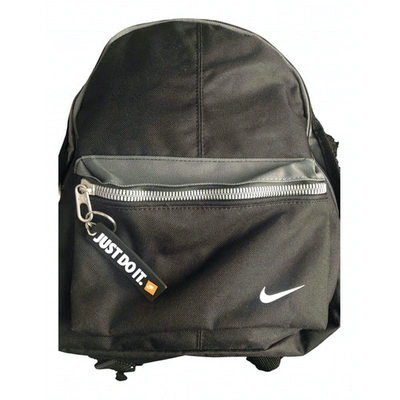 Pre-owned Nike Small Bag In Grey
