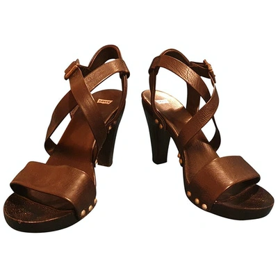 Pre-owned Levi's Leather Sandal In Black