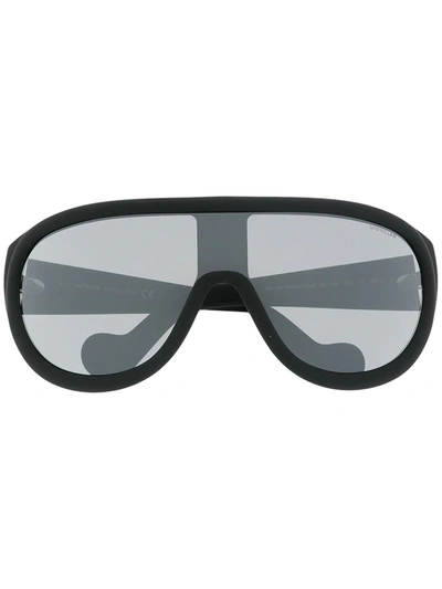 Moncler Oversized Frame Sunglasses In Black