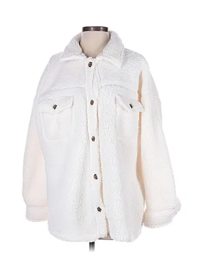 Pre-owned 32 Degrees Faux Fur Jacket In White