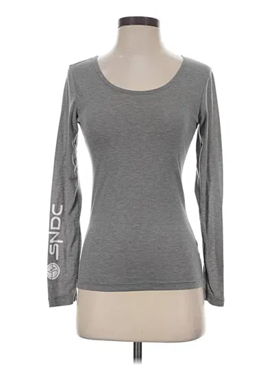 Pre-owned 32 Degrees Long Sleeve T-shirt In Gray