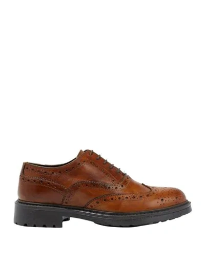 L&g Lace-up Shoes In Brown