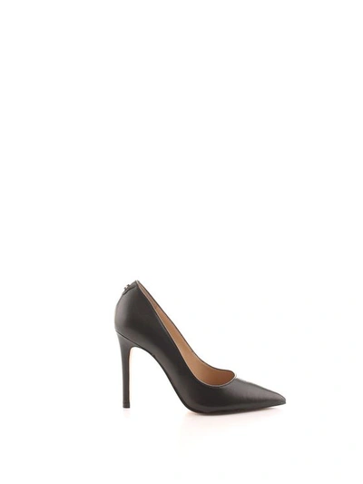 Guess Pumps In Black