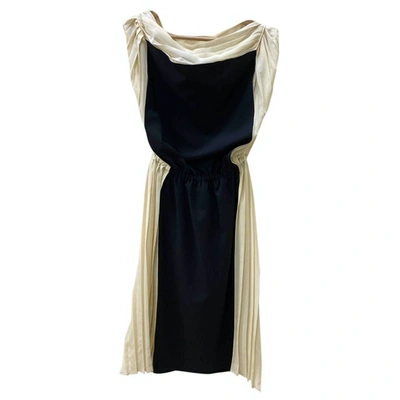 Pre-owned Vionnet Wool Mid-length Dress In Black