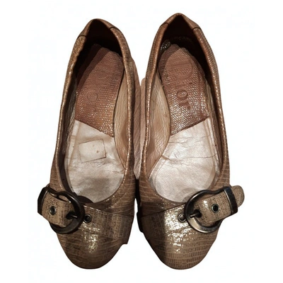Pre-owned Dior Leather Flats In Metallic