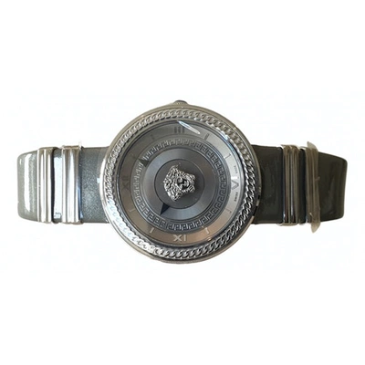 Pre-owned Versace Grey Steel Watch