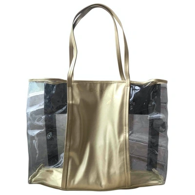 Pre-owned Dkny Patent Leather 48h Bag In Gold