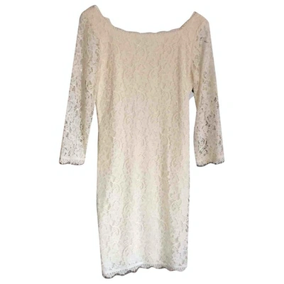 Pre-owned Diane Von Furstenberg Lace Mid-length Dress In Other