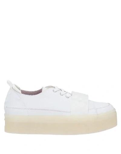 67 Sixtyseven Sneakers In White
