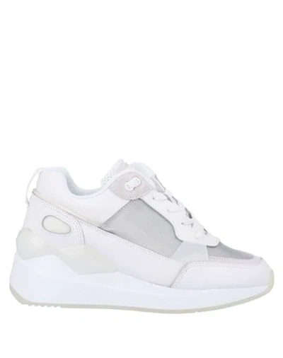 67 Sixtyseven Sneakers In White