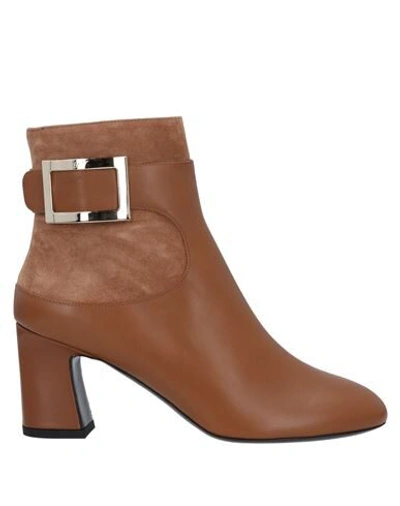 Roger Vivier Ankle Boots In Beige