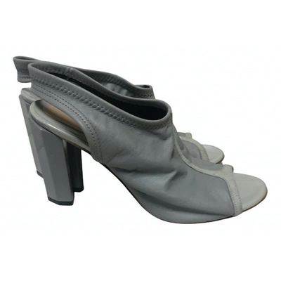 Pre-owned Carlo Pazolini Leather Heels In Grey