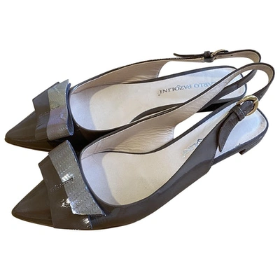 Pre-owned Carlo Pazolini Patent Leather Flats In Beige