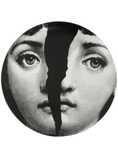 Fornasetti 破碎脸孔陶瓷盘 In Black