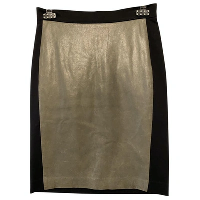 Pre-owned Donna Karan Leather Mid-length Skirt In Grey