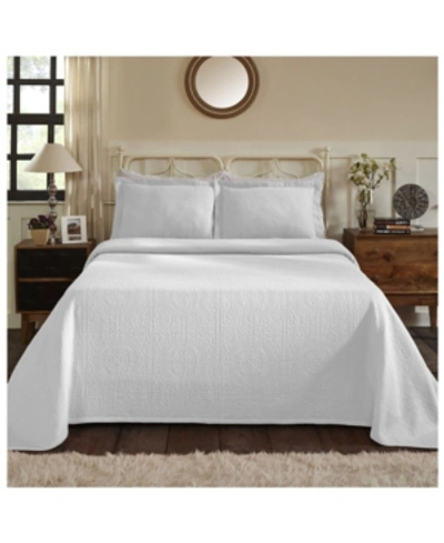Superior 100% Cotton Fleur De Lis Medallion All-season 3-piece Coverlet Set, Queen In White