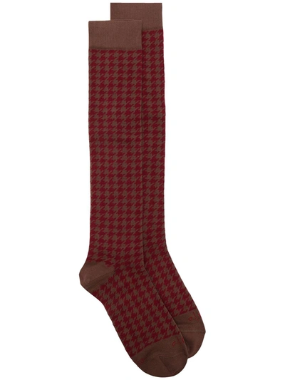 Altea Houndstooth Print Mid-length Socks In Neutrals