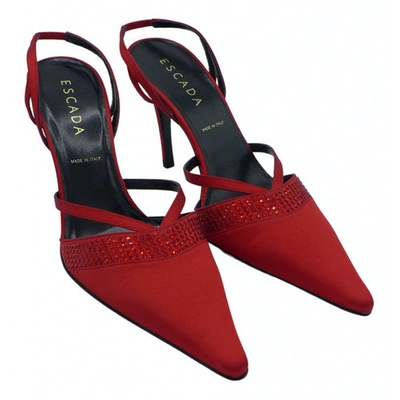 Pre-owned Escada Glitter Heels In Red