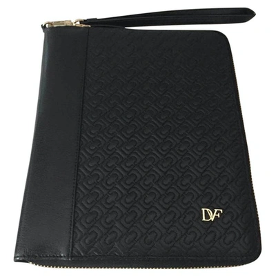 Pre-owned Diane Von Furstenberg Leather Purse In Black