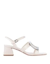 Roger Vivier Sandals In Ivory
