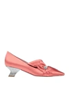 Roger Vivier Pumps In Salmon Pink