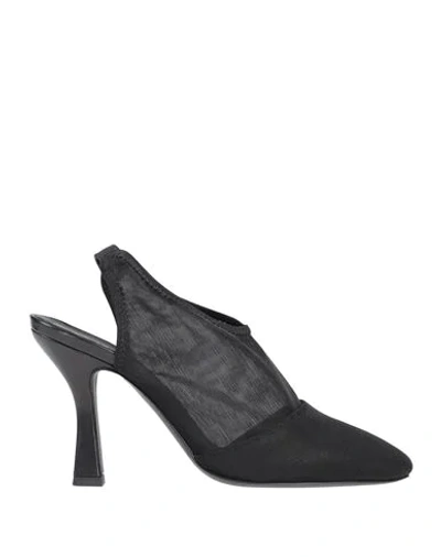 Vic Matie Pumps In Black