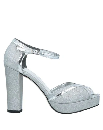 Top Women Sandals In Silver