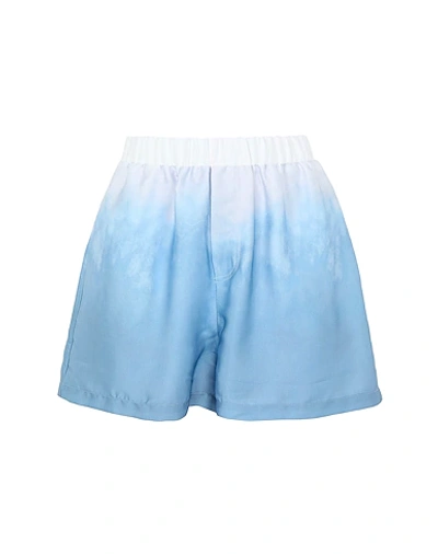 8 By Yoox Fluid Vapour Print Pull-on Shorts Woman Shorts & Bermuda Shorts Pastel Blue Size 10 Polyes