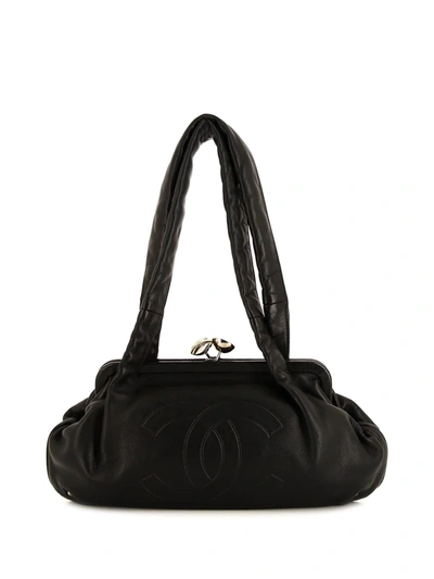 Pre-owned Chanel 2004 Cc Logo Shoulder Bag In Black