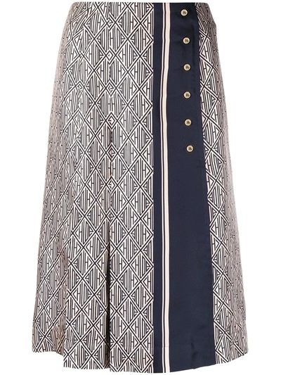 Chloé Logo-print Pleated Skirt In Neutrals