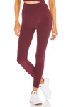Beyond Yoga Caught In The Midi Hw Legging In Deep Merlot