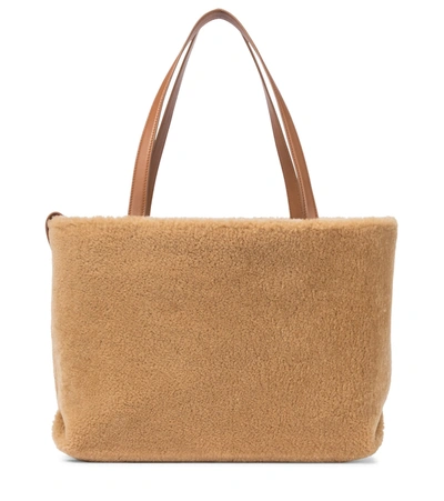 Loro Piana Inside Out Reversible Shearling Tote In Beige