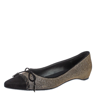 Pre-owned Stuart Weitzman Black Glitter Fabric And Suede Bow Pointed Cap Toe Ballet Flats Size 38.5