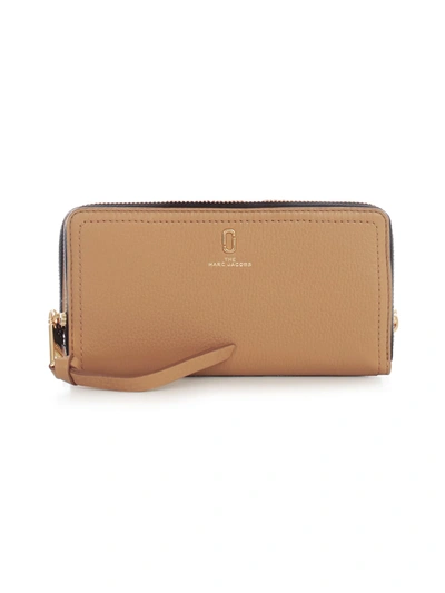 Marc Jacobs The Softshot Slgs Standard Continental Wallet In Dirty Chai