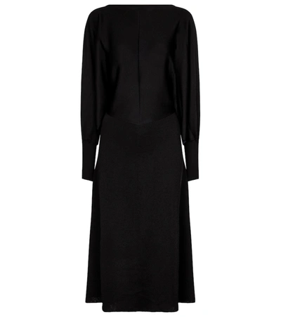 Victoria Beckham Compact Shine Draped-sleeve Open-back Midi Dress In Schwarz