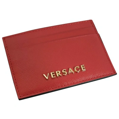 Pre-owned Versace Leather Card Wallet In Red