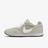Nike Venture Runner Women's Shoe In Light Bone,light Bone,white