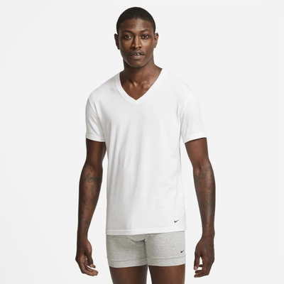 Nike Men's Everyday Cotton Stretch Slim Fit V-neck Undershirt (2-pack) In White