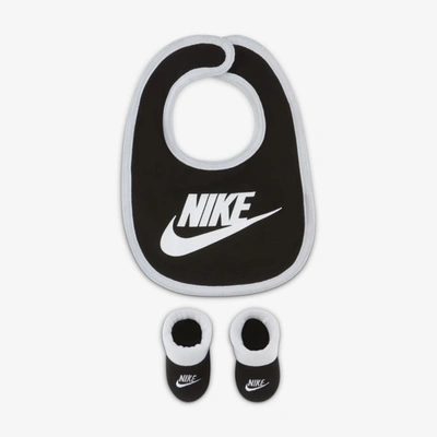 Nike Baby Bib And Booties Set In Black