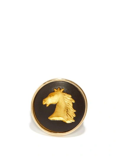 Ferian Horse Wedgwood Cameo & 9kt Gold Signet Ring In Black Gold