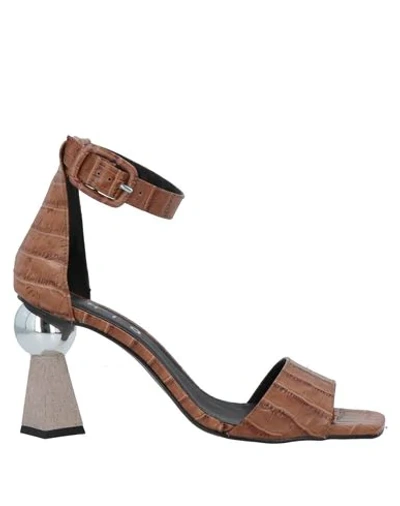 Chio Sandals In Beige