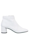 Paola D'arcano Ankle Boots In White