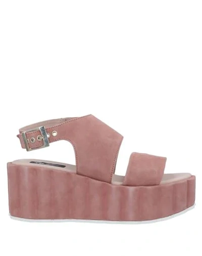 Tosca Blu Sandals In Pink