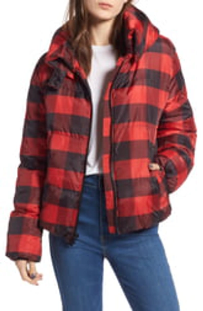 Kendall + Kylie Oversize Plaid Puffer Jacket In Blk/red Pl