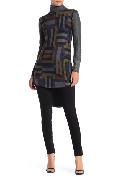 Go Couture Turtleneck High-low Tunic Sweater In Charcoal Colorful Geo