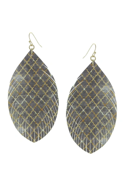 Olivia Welles Printed Drop Earrings In Gold-grey