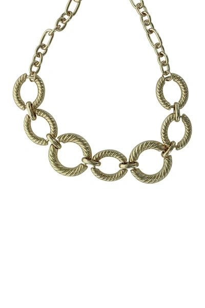 Olivia Welles Florence Wide Chainlink Necklace In Gold