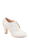Journee Collection Womens Leona Inside Zip Block Heel Booties In Stone