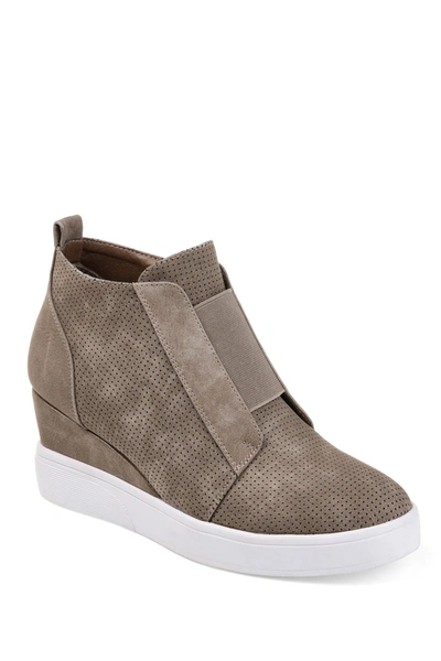 Journee Collection Clara Wedge Sneaker In Taupe